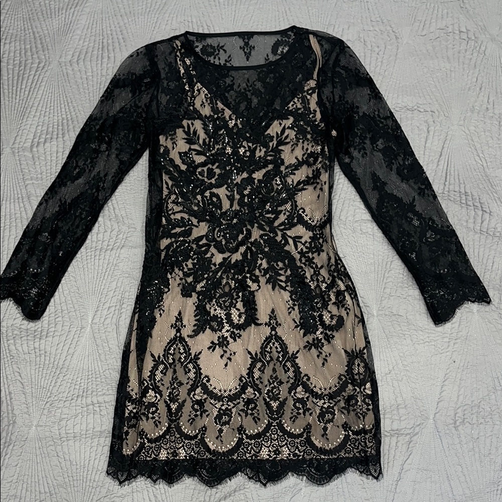 Express Women’s Black Lace w beading and tan tank liner dress size 6